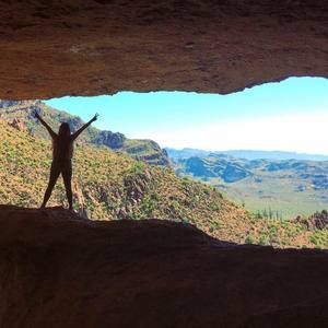 Meet your Posher, Bathtub